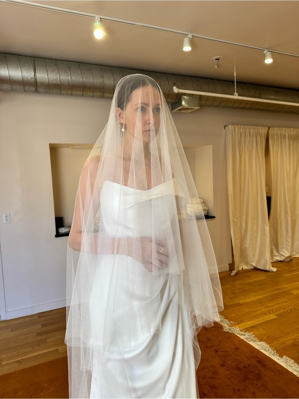 Sarah Seven Anita Veil
